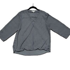 Maurices Blouse Blue White Flowy Surplice Criss Cross V-Neck Top Sz L